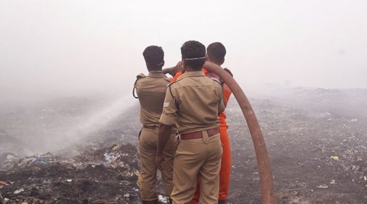 കൊച്ചിയിലെ വിഷപ്പുക:
ഗര്‍ഭിണികളും കുട്ടികളും ജാഗ്രത പാലിക്കണം ; അനാവശ്യമായി പുറത്തിറങ്ങരുത്;നിര്‍ദ്ദേശങ്ങളുമായി ആരോഗ്യവകുപ്പ്